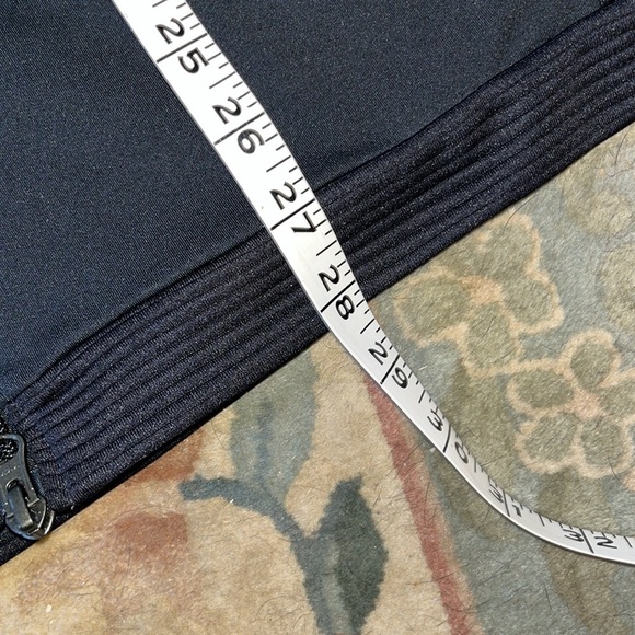 NEW ASICS Performance Jersey Womens sze S | Black Jersey Hoodie - Picture 13 of 16